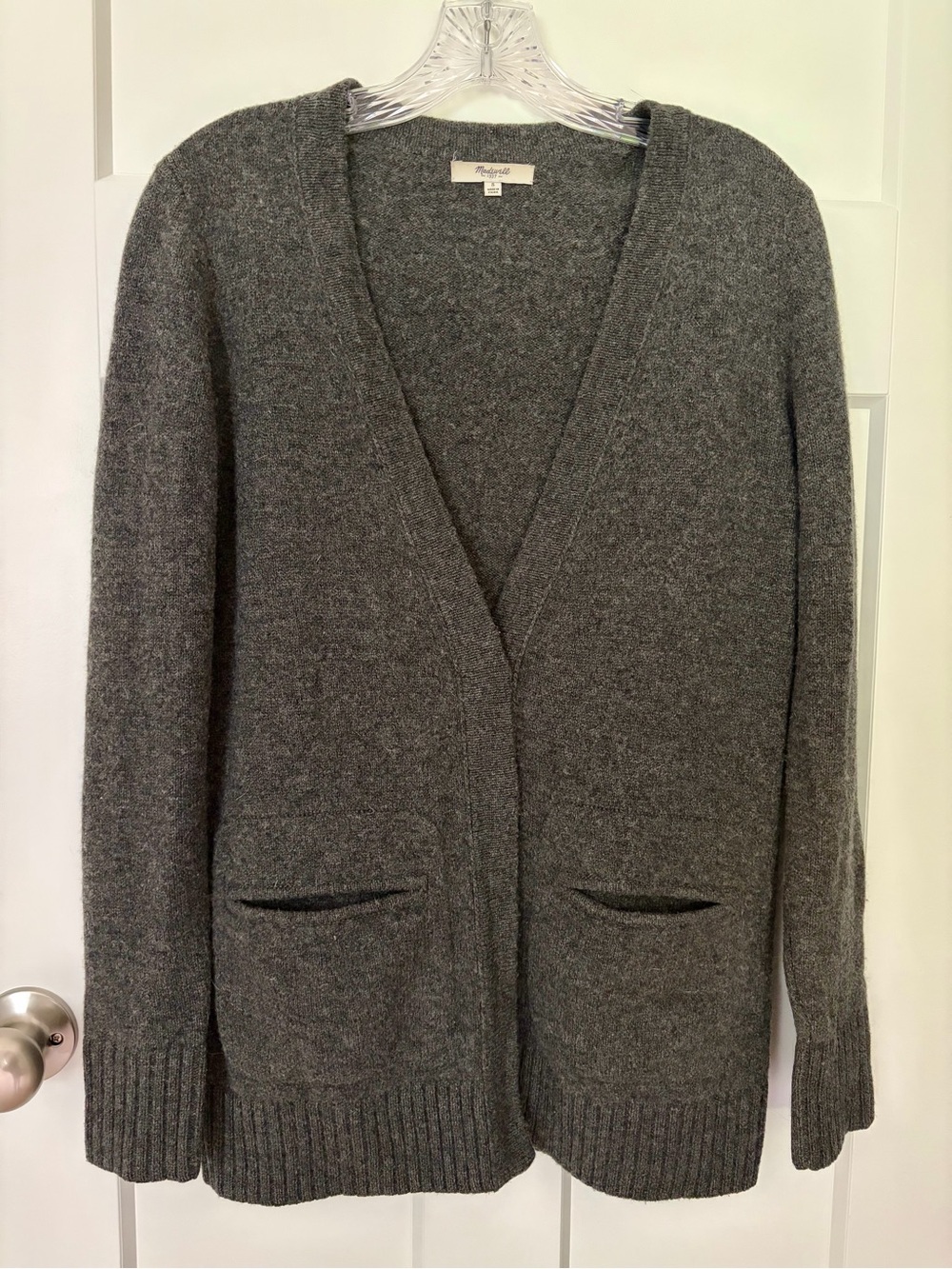 Madewell 100%  Merino Wool Cardigan Women S Gray Hidden Button Pocket Sweater